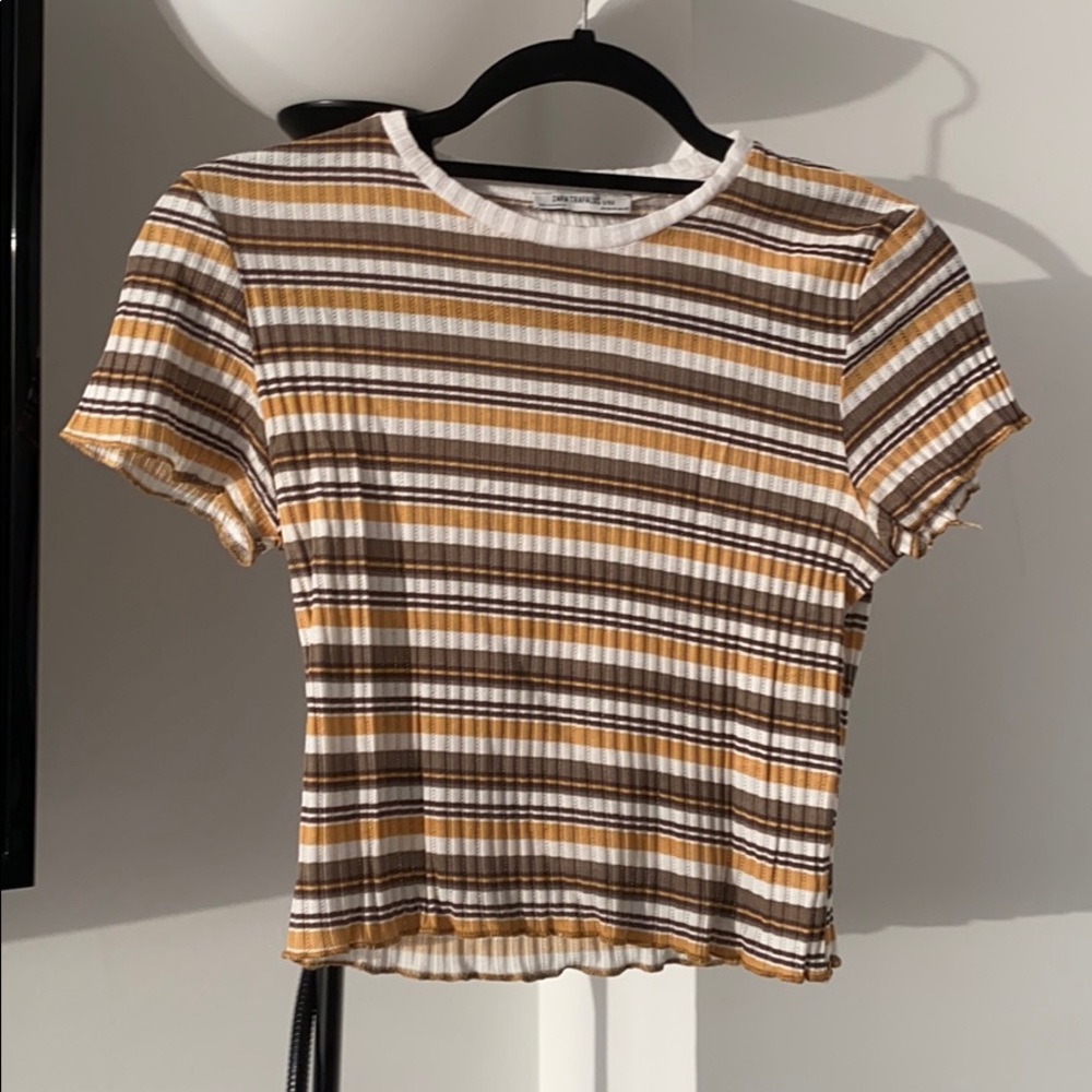Never worn NWOT cropped zara tee for any occasion